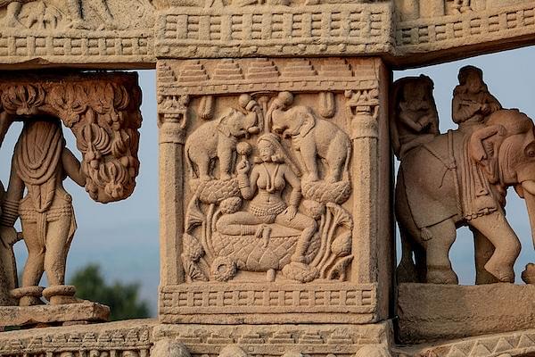 Carvings on the rear side of North Torana, Sanchi, India/Bernard Gagnon/Wikimedia Commons