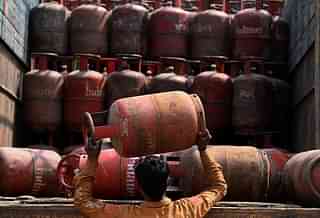 India LPG (SAJJAD HUSSAIN/AFP/Getty Images)&nbsp;