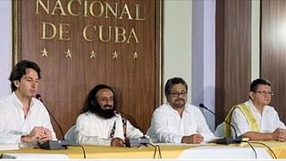 Sri Sri Ravi Shankar with FARC leaders: Photo credit: Art of Living&nbsp;