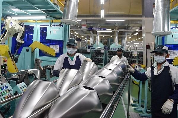 India Industry. (SAM PANTHAKY/AFP/Getty Images)