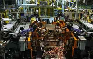 An Indian factory. (MANPREET ROMANA/AFP/Getty Images) 