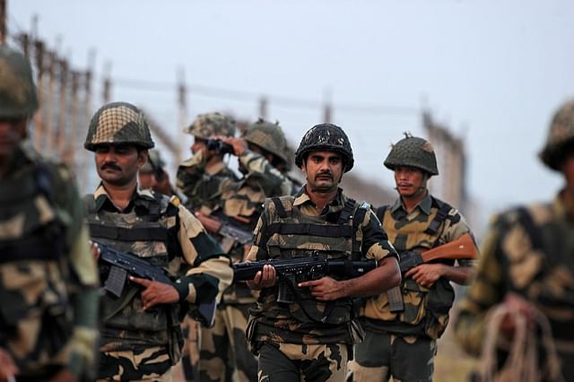 Indian Border Security Force soldiers. (TAUSEEF MUSTAFA/AFP/Getty Images)