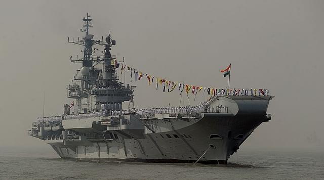 Indian Naval aircraft carrier INS Viraat (PUNIT PARANJPE/AFP/Getty Images)