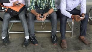 India telecom sector (INDRANIL MUKHERJEE/AFP/Getty Images) 
