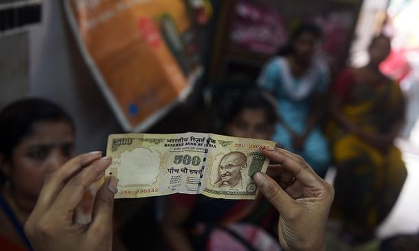 A 500 INR rupee note. (Photo Credit: DIBYANGSHU 
SARKAR/AFP/Getty Images)