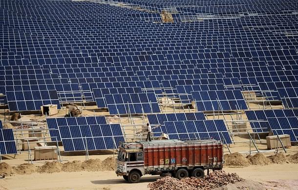 Solar panels at the under construction Roha Dyechem solar plant at Bhadla near Jodhpur, Rajasthan. (MONEY SHARMA/AFP/Getty Images)