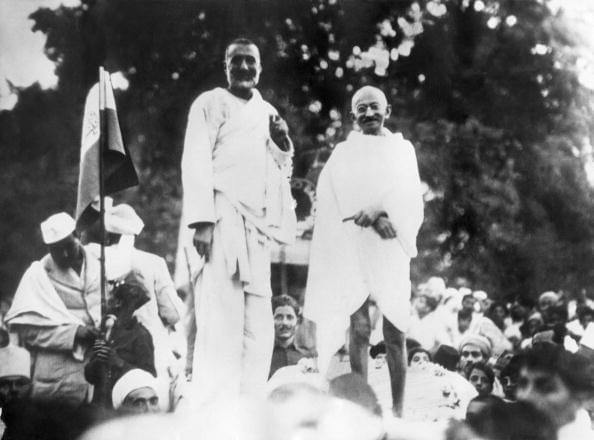 Mahatma Gandhi and  Khan Abdul Ghaffar Khan in Peshawar in 1938. 