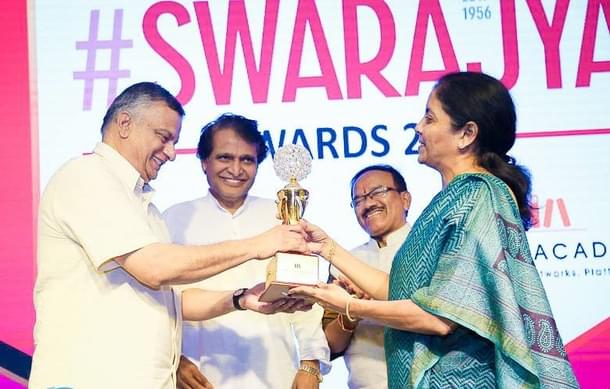 T C A Srinivasa-Raghavan accepting his award