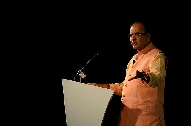 

Indian Finance Minister Arun Jaitley gestures as he delivers a speech in New Delhi. (SAJJAD HUSSAIN/AFP/GettyImages)