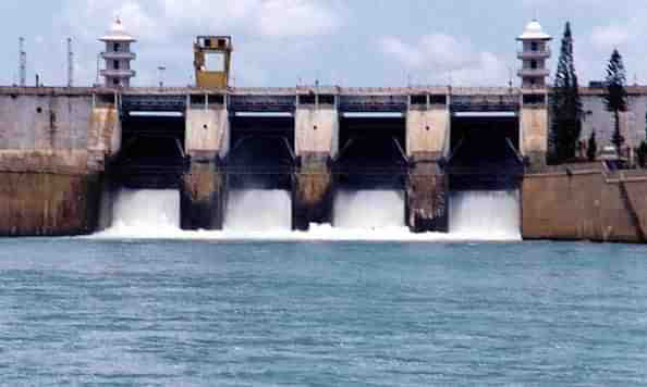 Cauvery river water being released from the Kabini Dam at Heggadadevankote province about 165 km south-west of Bengaluru. (Representative image) (STR/AFP/GettyImages)