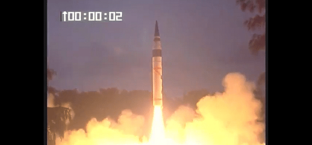 Agni-V test fired on 15 September 2015. (Shiv Aroor/YouTube) 