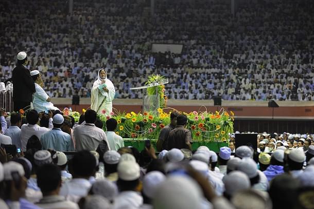 (DIBYANGSHU SARKAR/AFP/Getty Images) 