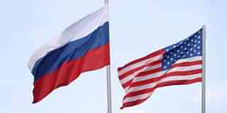 Flags of Russia and the United States (Al Manar)