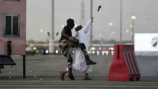 
File Photo: Saudi security forces show their skills in handling a terror attack. (Mosaab Elshamy/AP)


