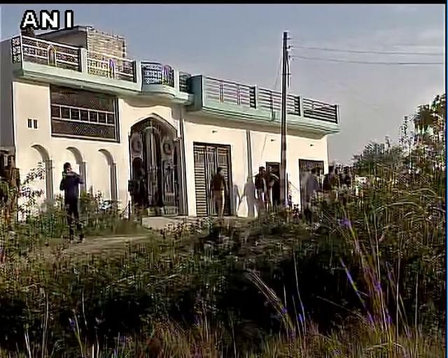 The building where the suspected ISIS militant is being holed-up (Photo:ANI)
