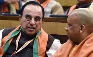 Subramanian Swamy and Yogi Adityanath during the National Office Bearers Meeting at NDMC Convention Centre on January 6, 2017 in New Delhi, India. (Virendra Singh Gosain/Hindustan Times via Getty Images)