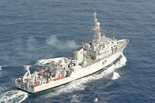 
INS Kozhikode, a Pondicherry-class minesweeper built for the Indian Navy by the Soviet Union.

