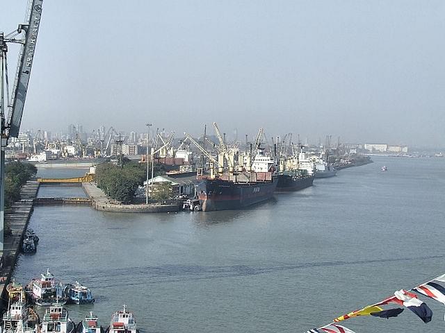 Mumbai Port Trust’s sprawling industrial wasteland to get a facelift. (Robert Cutts/Flickr)
