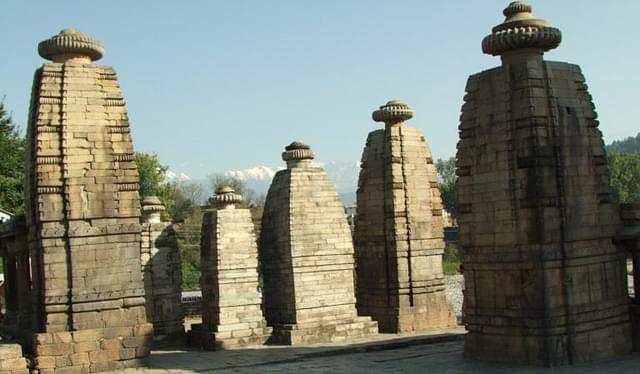 

Baijnath Temple (Deeptangan Pant)