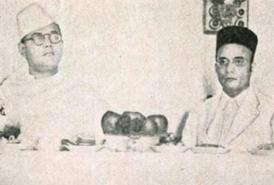 Savarkar with Subhas Chandra Bose&nbsp;