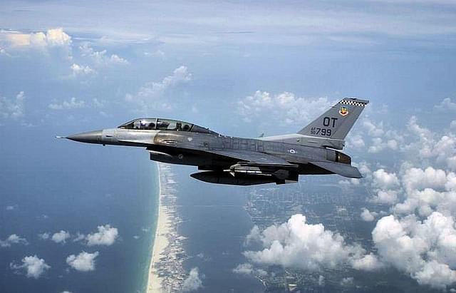 A Lockheed Martin F-16 Block 40k. (Photo Credit: MSgt. Michael Ammons/ United States Air Force)