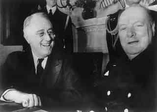 

US President Franklin D. Roosevelt (1882 - 1945, left) with British Prime Minister Winston Churchill (1874 - 1965) at the White House, Washington DC, December 1941. (Photo by Keystone/Hulton Archive/Getty Images)