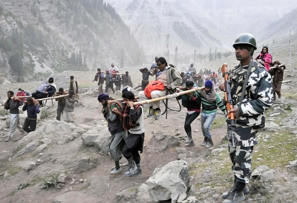Hindu pilgrims on their way to the Amarnath cave. (Waseem Andrabi/Hindustan Times via GettyImages)  