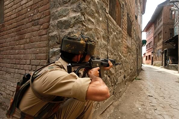 A policeman in Srinagar, Jammu and Kashmir. (Waseem Andrabi /Hindustan Times via Getty Images)