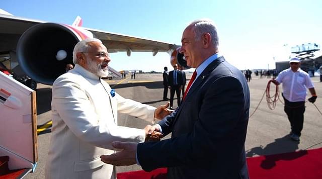 Prime Minister Narendra Modi is welcomed by his Israeli counterpart Benjamin Netanyahu.&nbsp;