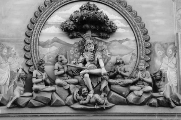 Dakshinamurthi (Wikimedia Commons)