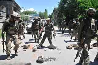 Army soldiers leaving the encounter site in Brenti-Batpora village in Dialgam area of the district, Anantnag on July 1, where LeT  top commander Bashir Lashkari was killed.