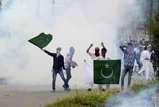 Protestors in Kashmir (Photo Courtesy: Tauseef Mustafa/AFP/Getty Images)