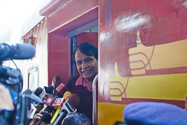 Suresh Prabhu (Vageesh Lall/Hindustan Times via Getty Images) 