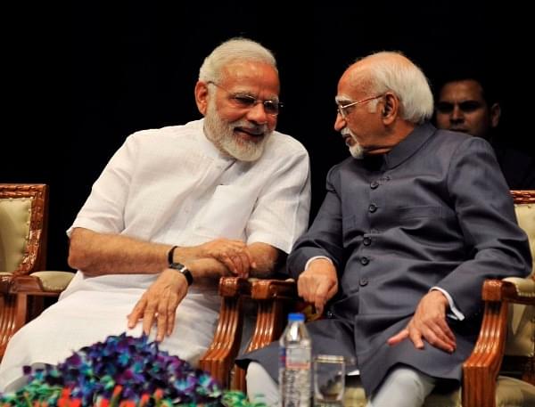 Prime Minister Narendra Modi (L) and outgoing Vice President Hamid Ansari at the farewell programme for the latter (Twitter)