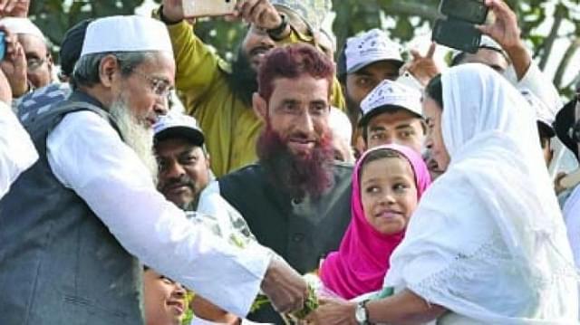 
Siddiqullah Chowdhury, general secretary, Jamiat Ulema-e-Hind with West Bengal Chief Minister Mamata Banerjee

