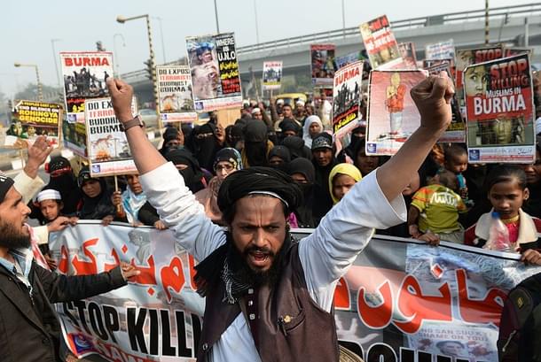 The central government’s decision to deport Rohingya refugees has prompted two Rohingya refugees to file a petition before the Supreme Court. (PRAKASH SINGH/AFP/Getty Images)