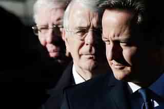 Former British Prime Ministers Sir John Major (C) and David Cameron (R) (Matthew Lloyd/Getty Images)