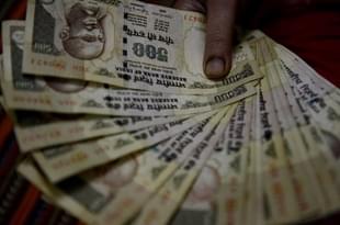 Banned Rs 500 currency notes (MONEY SHARMA/AFP/Getty Images)