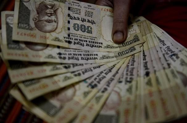 Banned Rs 500 currency notes (MONEY SHARMA/AFP/Getty Images)