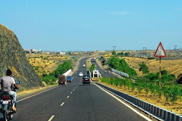 The largest ever outlay for road construction comes in the backdrop of the NDA implementing GST. (Ramesh Pathania/Mint)