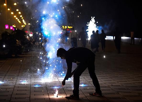 Supreme Court banned the sale of firecrackers in NCR and not its use.  (Anshuman Poyrekar/Hindustan Times via Getty Images)