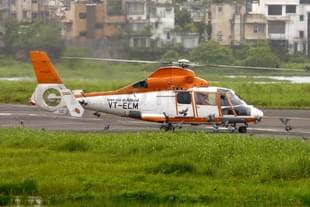 Pawan Hans 
helicopter 
(Wikimedia commons)