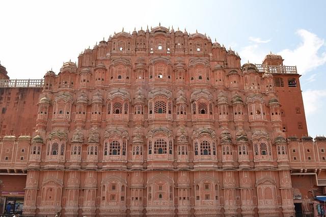 Hawa Mahal in Jaipur. (Chetan/Wikimedia Commons)
