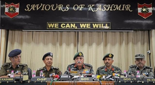 General Officer Commanding (GOC) of 15 Corps Lt Gen J S Sandhu (C) during a joint press conference with police and CRPF, on 19 November 2017 in Srinagar, India. (Waseem Andrabi/Hindustan Times via Getty Images)