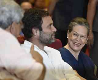  Congress vice-president Rahul Gandhi, centre,&nbsp; and Congress president Sonia Gandhi, right, talking to CPI (M) leader Sitaram Yechury.  (Sonu Mehta/Hindustan Times via Getty Images)