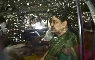 Sasikala leaving the Parapanna Agrahara Jail in Bengaluru in October (Arijit Sen/Hindustan Times via Getty Images)
