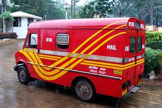 A Postal van in India (Sarangib/Pixabay)