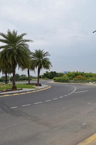 GIFT City is already connected by wide and well-planned roads.&nbsp;