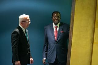Zimbabwe’s President Robert Gabriel Mugabe arrives to address the UN General Assembly at the United Nations on 21 September 2017 in New York. (Kevin Hagen/Getty Images)