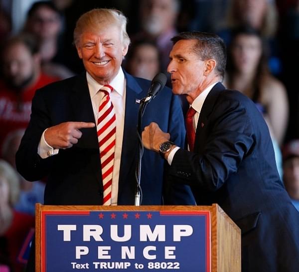 United States President Donald Trump (L) and former national security adviser retired General Michael Flynn at a rally in Colorado. (George Frey/Getty Images)